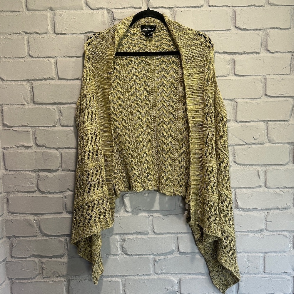 NWOT Elegant Open-Knit Yellow Sweater size L